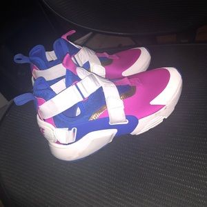 Pink and Purple Nike 6y (7.5 Women)